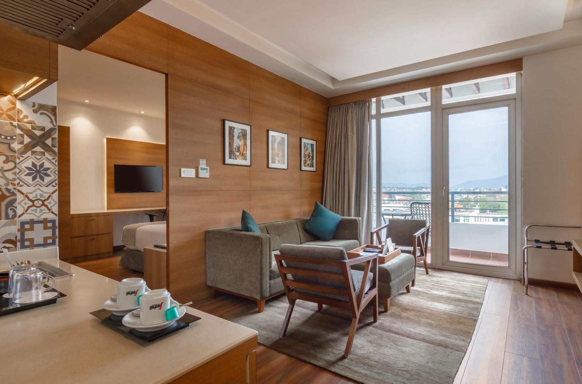 Hotel Ambassador By Ace Hotels Катманду Екстериор снимка