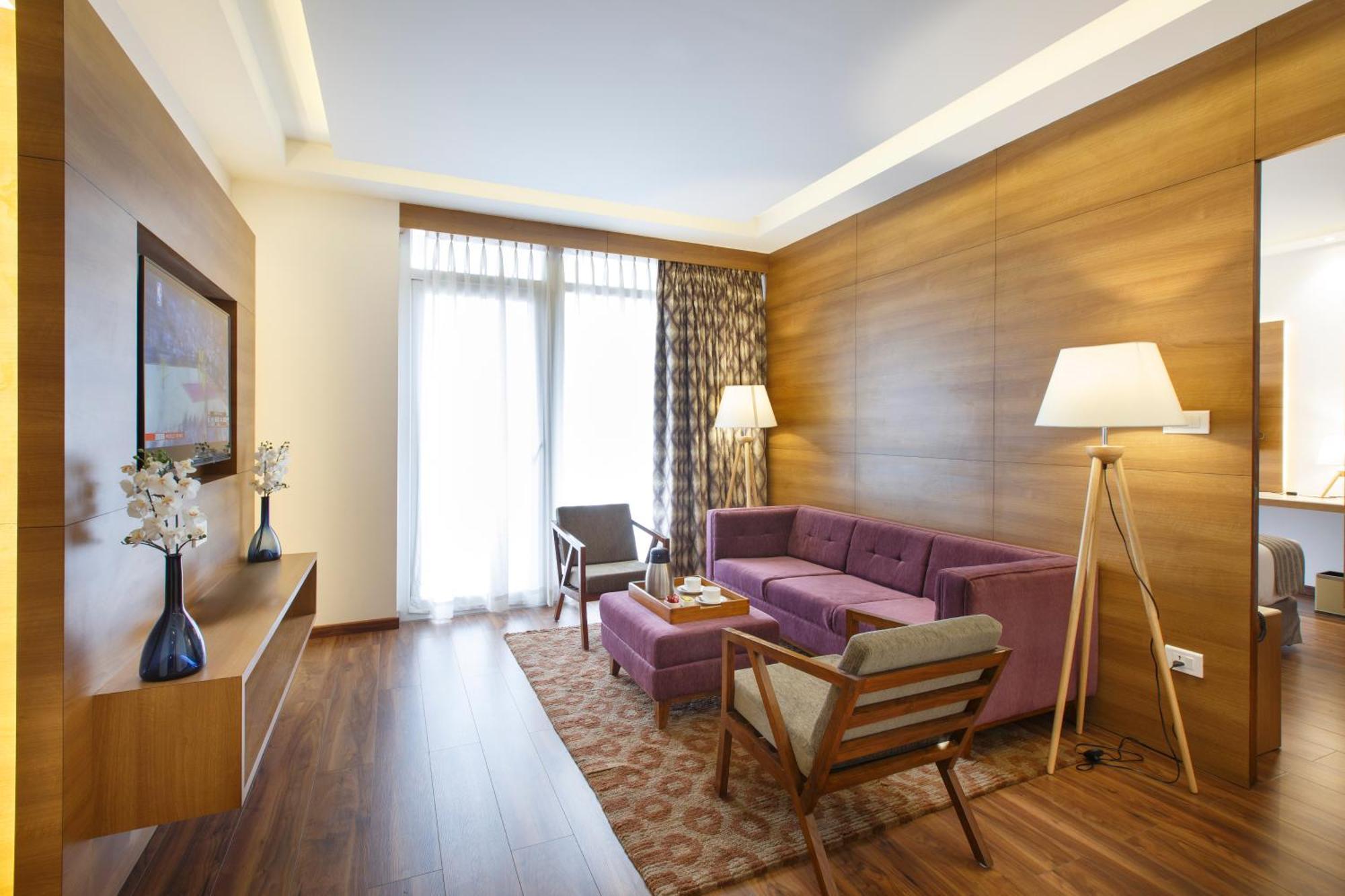 Hotel Ambassador By Ace Hotels Катманду Екстериор снимка