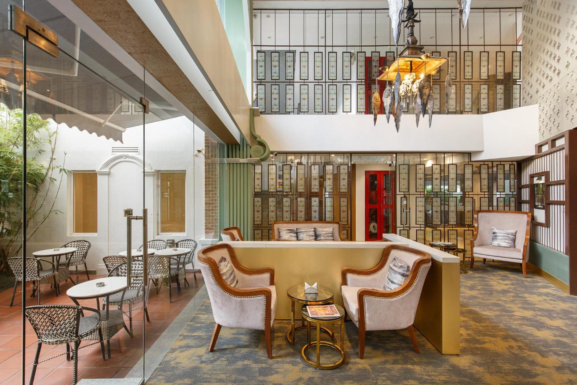 Hotel Ambassador By Ace Hotels Катманду Екстериор снимка